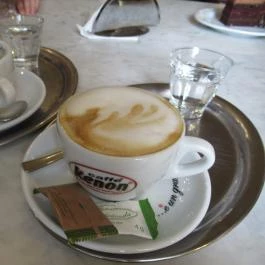 Százéves Cukrászda, Gyula - Étel/ital