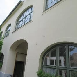 Százéves Cukrászda, Gyula - Külső kép