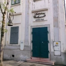 Százéves Cukrászda, Gyula - Külső kép