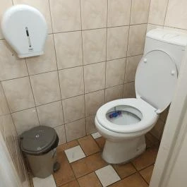 Százéves Étterem Budapest - Mosdó