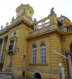 Széchenyi Gyógyfürdő és Uszoda