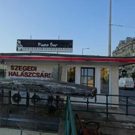 Szegedi Halászcsárda Budapest - Külső kép