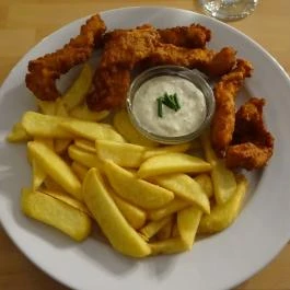 Szegedi Halbisztró Kiskőrössy 2.0, Budapest - Étel/ital