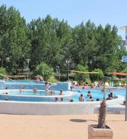 Szekszárdi Családbarát Strand- és Élményfürdő