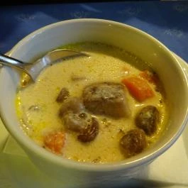 Szél Fiai Fogadó & Cellárium Nyúl - Étel/ital