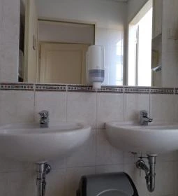 Szent Adalbert Központ