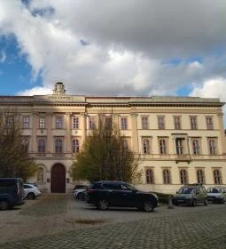 Szent Adalbert Központ