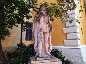 Szent Imre szobor Székesfehérvár