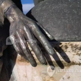 Szent István és Boldog Gizella szobra , Zalakaros - Egyéb