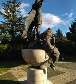 Szent István és Boldog Gizella szobra 