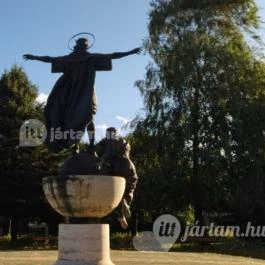 Szent István és Boldog Gizella szobra , Zalakaros - Egyéb