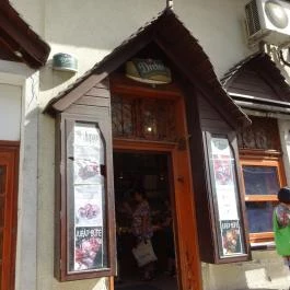 Szent Jupát Étterem Budapest - Külső kép