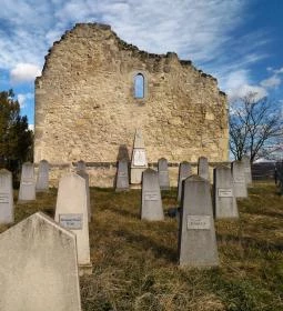 Szent Kereszt-templom romja