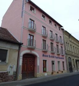 Szent Kristóf Apartmanhotel