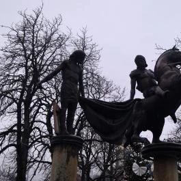 Szent Márton & a koldus szobor Nagymaros - Egyéb