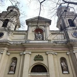 Szent Mihály főangyal plébánia Csákvár - Külső kép