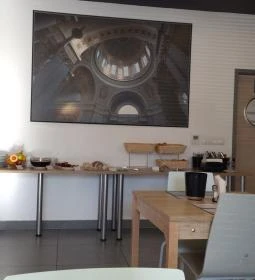 Szent Tamás Ház étterme