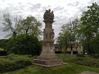 Szentháromság szobor Makó