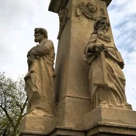 Szentháromság szobor Makó - Egyéb