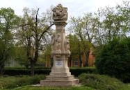 Szentháromság szobor Makó