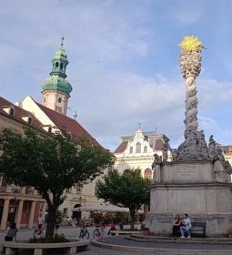Szentháromság-szobor