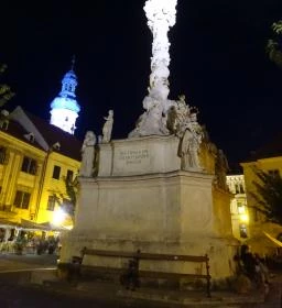 Szentháromság-szobor