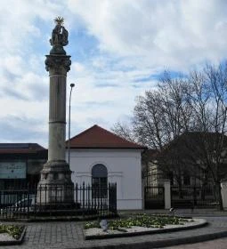 Biai Szentháromság szobor