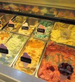 Szépréti Cukrászda-Salátabár