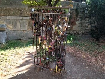 A szerelmesek lakatjai Sopron