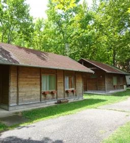 Szeri Kemping, Apartman & Diákszállás