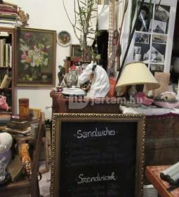 Szerpentin Szalon Régiségbolt & Kávézó