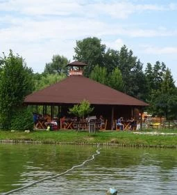 Sziget Pizzéria - Sobri Jóska Élménypark