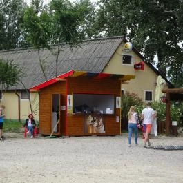 Strand Büfé Szigetcsép - Külső kép