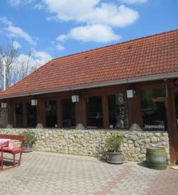 Sziklakert Étterem