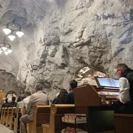 Sziklatemplom, Budapest - Belső