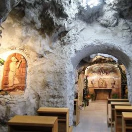 Sziklatemplom Budapest - Egyéb