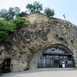 Sziklatemplom Budapest - Egyéb
