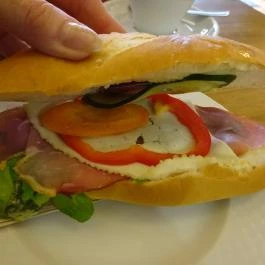 Szimpla Háztáji Budapest - Étel/ital