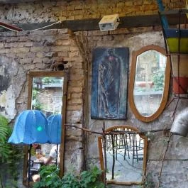 Szimpla Kert Budapest - Külső kép