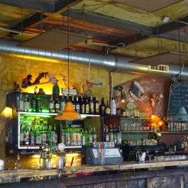 Szimpla Kert Budapest - Belső