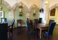 Szindbád Étterem és Borozó Cegléd