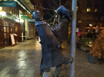 Színház szobor Budapest