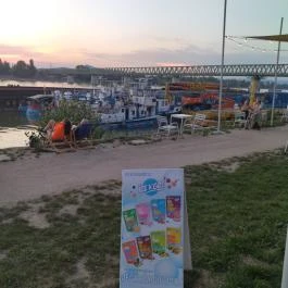 Szitakötő Street Food Budapest - Étlap/itallap