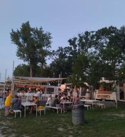 Szitakötő Street Food