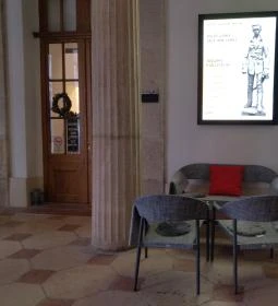 Szóköz - Irodalmi Kávézó