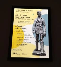 Szóköz - Irodalmi Kávézó