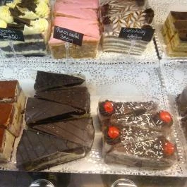 Szondi Cuki Budapest - Étel/ital