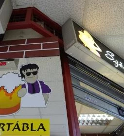 Szöszi Presszó - Lehel Csarnok