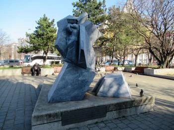 Sztehlo Gábor emlékműve Budapest