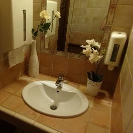 A Szűcs Fogadója Szada - Mosdó